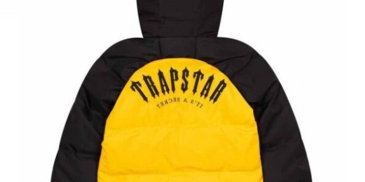 Discover Trapstar London Style: Luxury Urban Streetwear With Bold Attitude