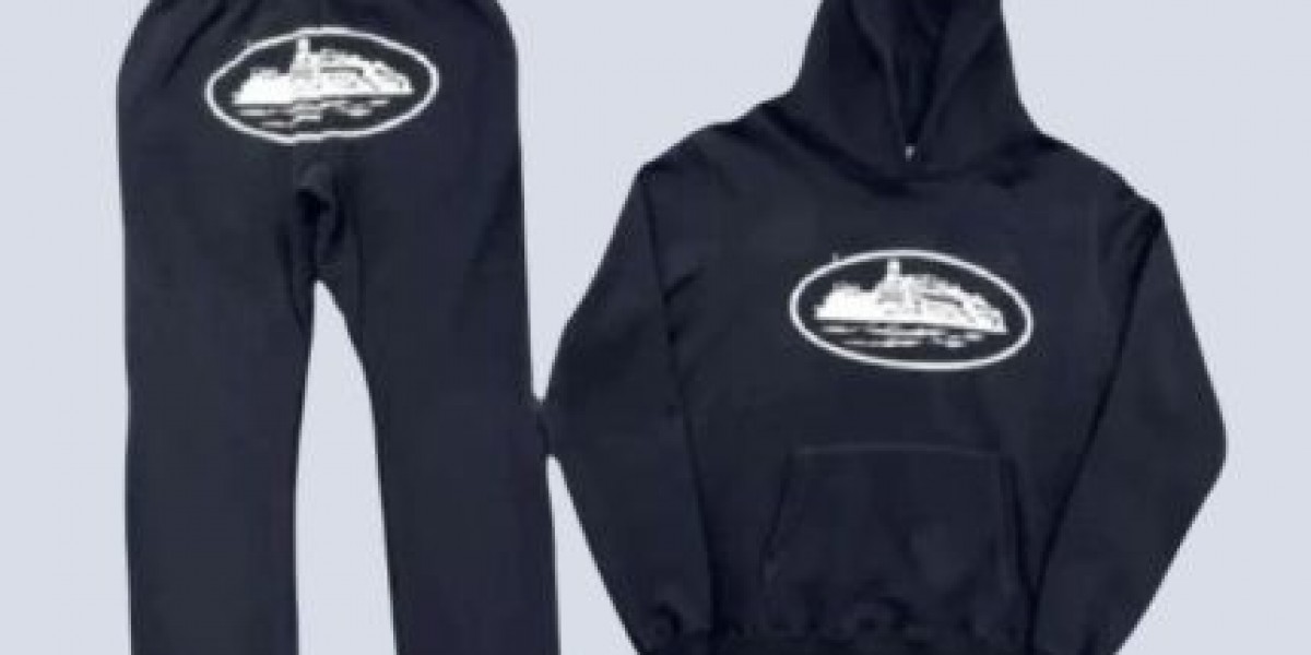 The Rise of Corteiz: A Revolution in Streetwear Tracksuits