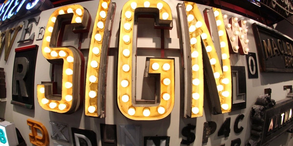 Custom Signs & Graphics Experts
