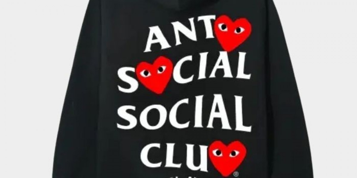 Comme des Garcons experimental edge