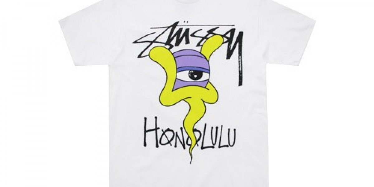 Stussy Honolulu Edge in Motion