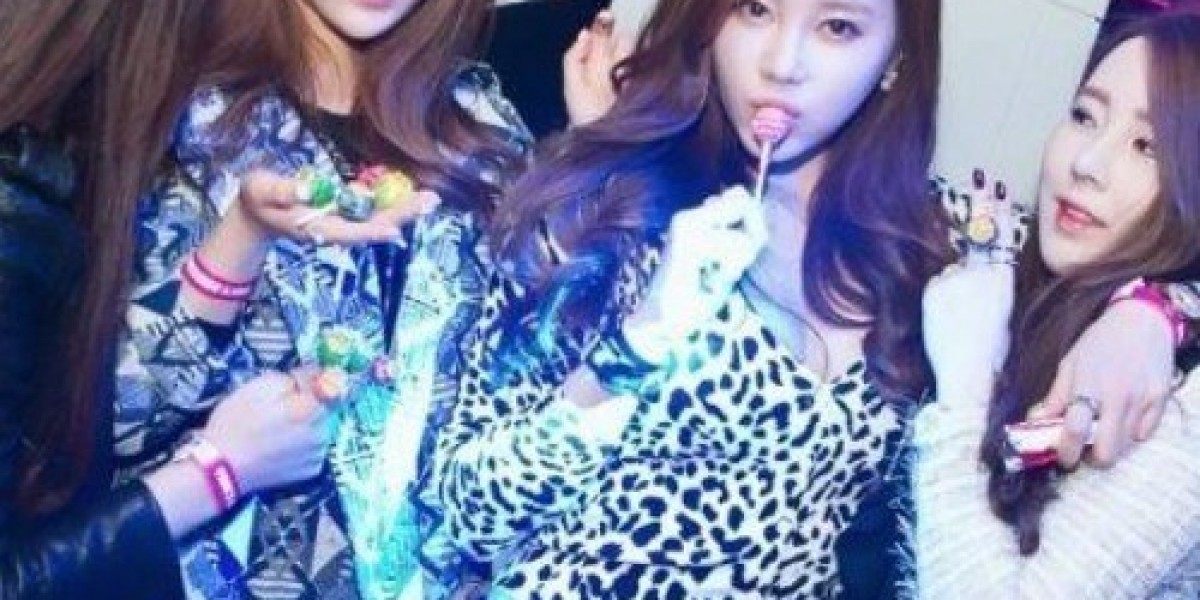Vibrant Nights with Korean Glamour