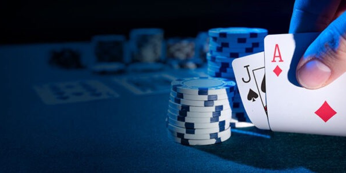 Download PUSSY888 android on PC